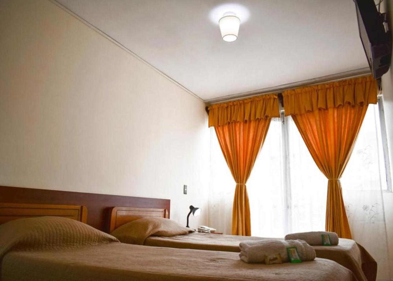 Hotel Plaza Colon アリカ エクステリア 写真